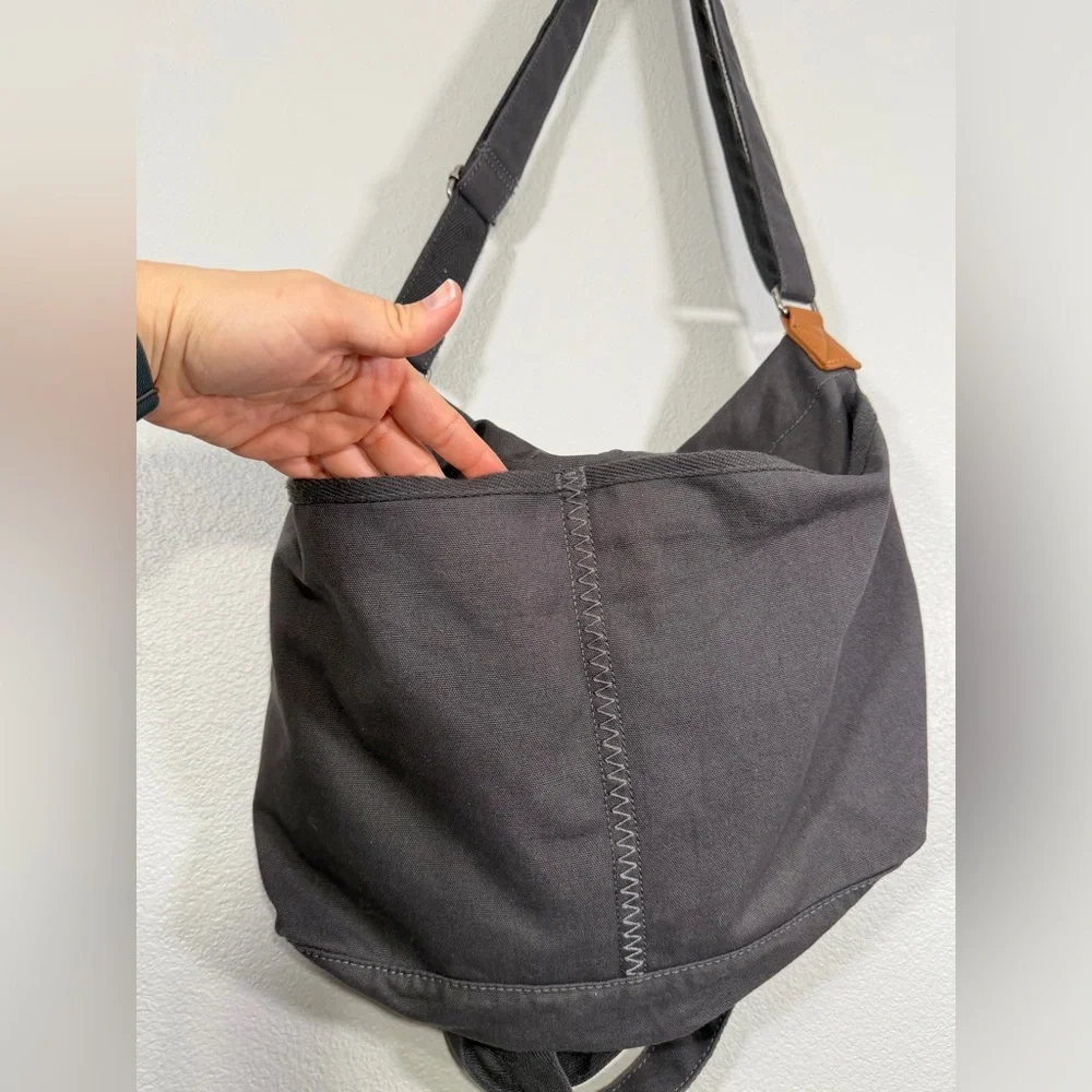 RETIRED Thirty-One Retro Metro Fold-over Bag Charcoal Tote Purse Pockets Straps